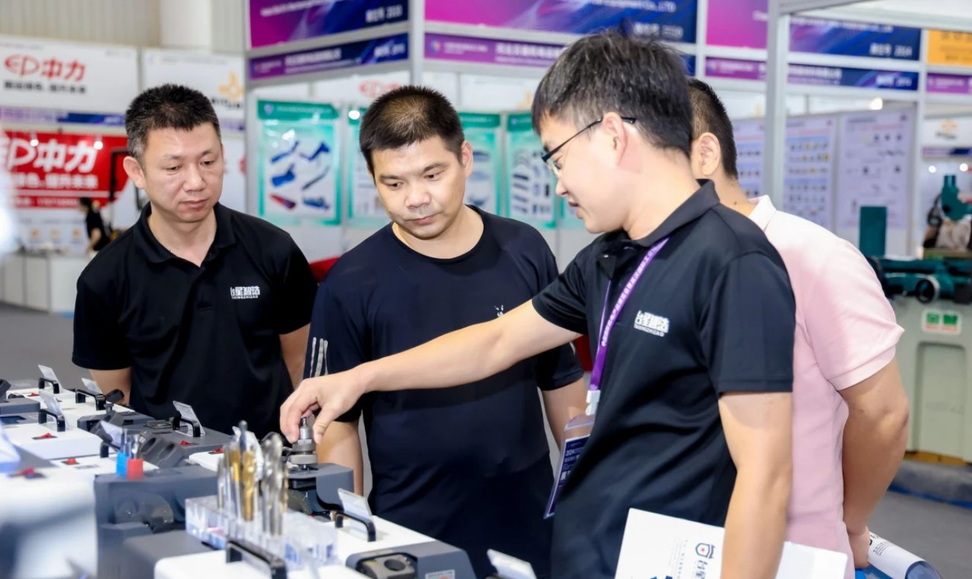 工業(yè)自動化指的是什么？探索工業(yè)自動化的深遠影響與未來發(fā)展趨勢